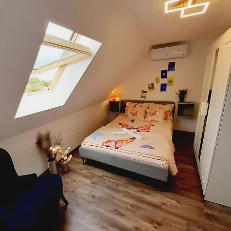 Apartman Clivia Apartman Medencehasznalattal